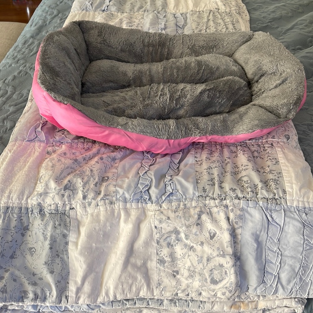 Small Washable Dog or cat bed
